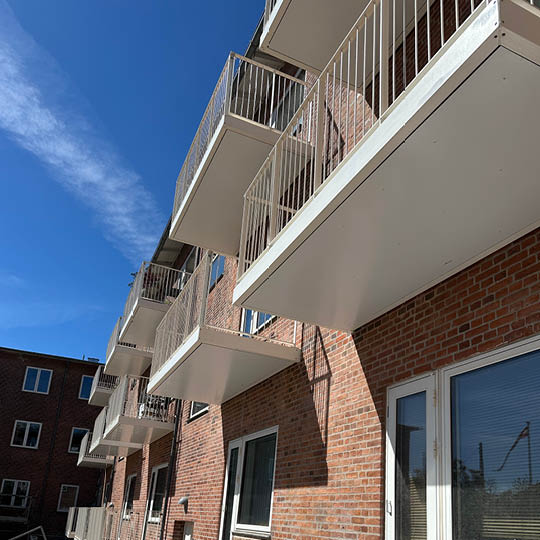 Vi er stolte over at kunne dele, at AB Emdrup Søpark på Emdrupvej 56-68, København NV, har valgt Balco Altaner