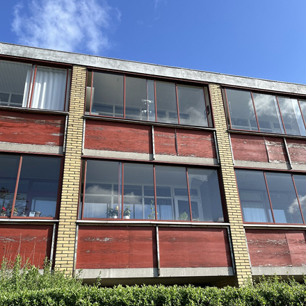 Balco Altaner har gennemført et glasinddækningsprojekt på Buddingevej 246–252 i Søborg.